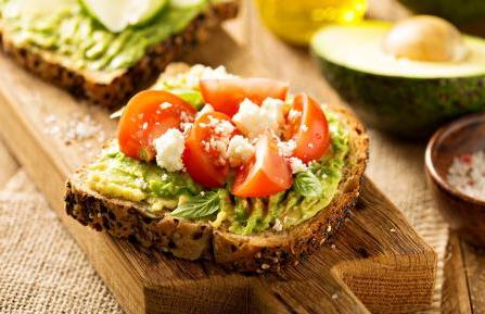 Avocado toast - Greek style